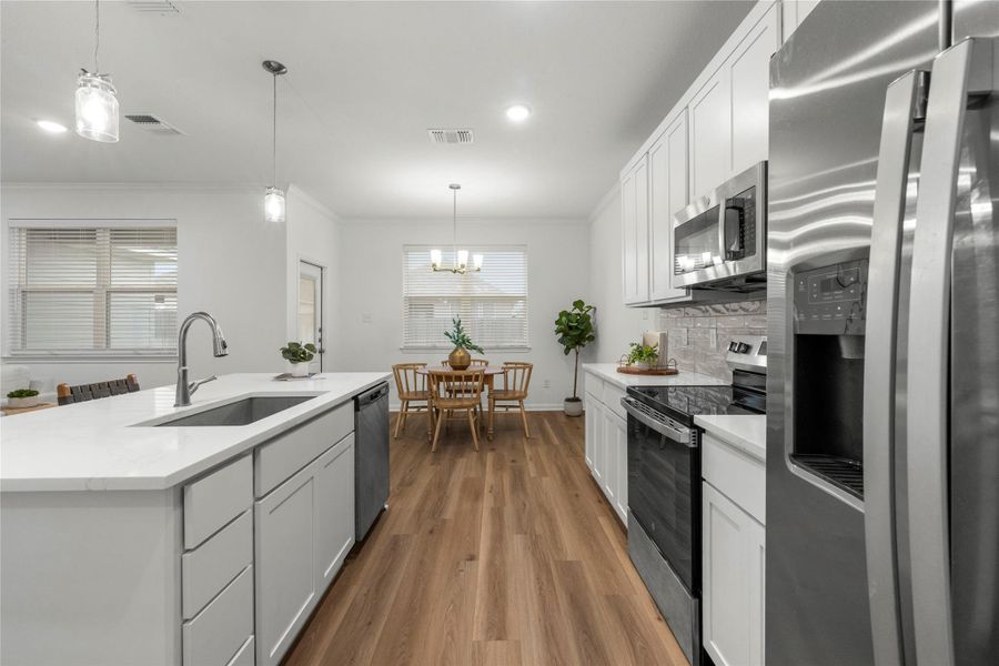 Furnished interior view inside a new home in , Temple (Image 18).