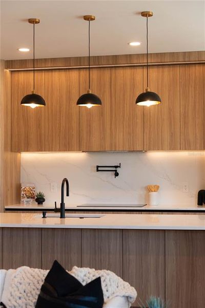 Close-up of interior finishes inside a home in , Tampa (Image 24).