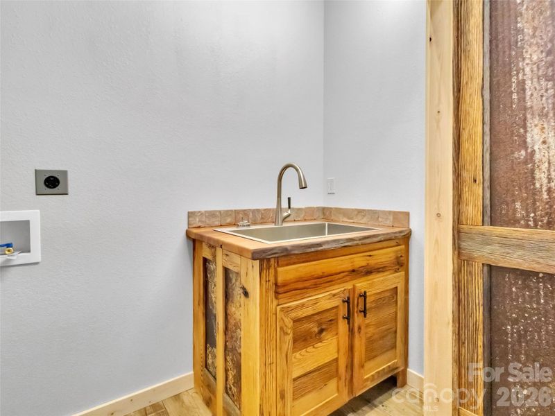 Close-up of interior finishes inside a home in , Clyde (Image 21). Close-up of interior finishes inside a home in , Clyde (Image 21).