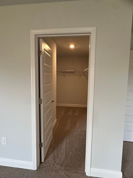 Spacious, unfurnished interior of a new home in Ridgeway Landing, Crestview (Image 14).