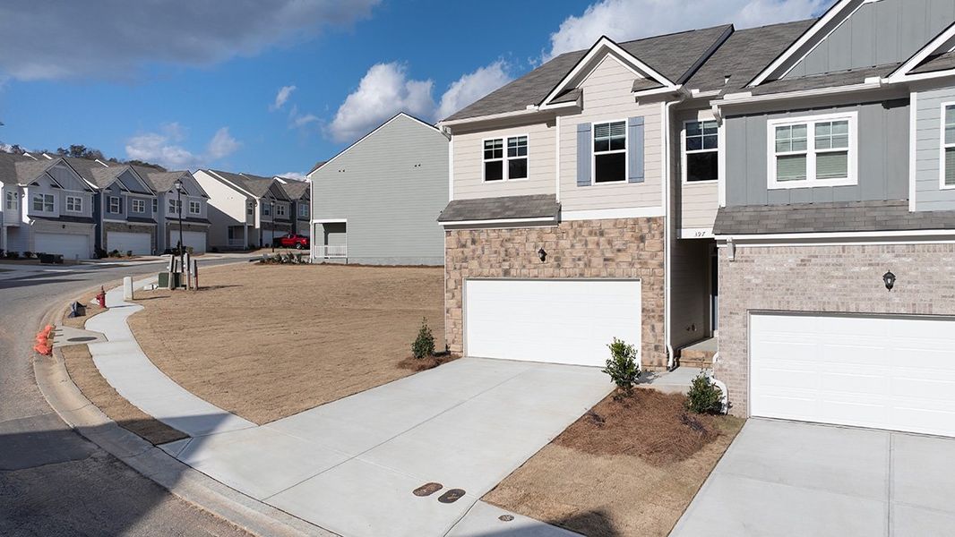 Image 45 of a home in Greyton Springs Place.