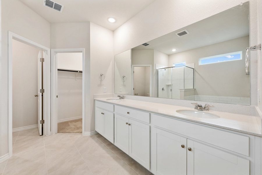 Furnished interior view inside a new home in The Cottages at Lariat, Liberty Hill (Image 17).
