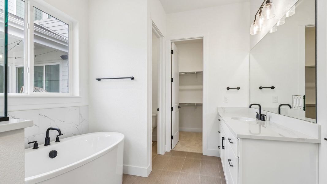 A welcoming bathroom designed to support your daily routine A welcoming bathroom designed to support your daily routine