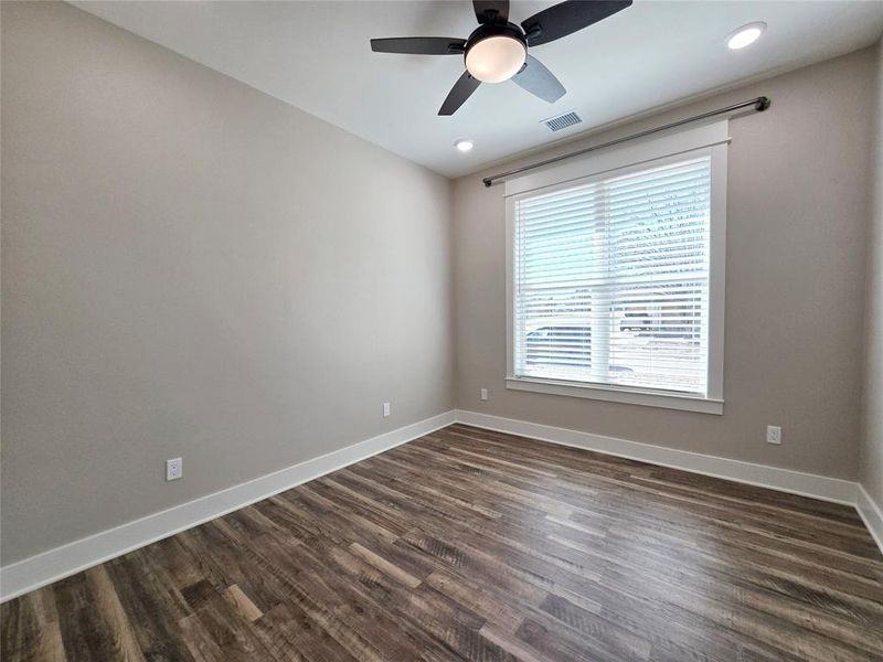Spacious, unfurnished interior of a new home in , Van (Image 25). Spacious, unfurnished interior of a new home in , Van (Image 25).