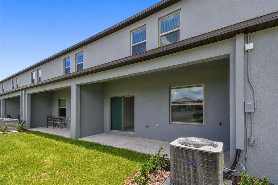 Exterior details and patio area of a home in , Land O' Lakes (Image 30).