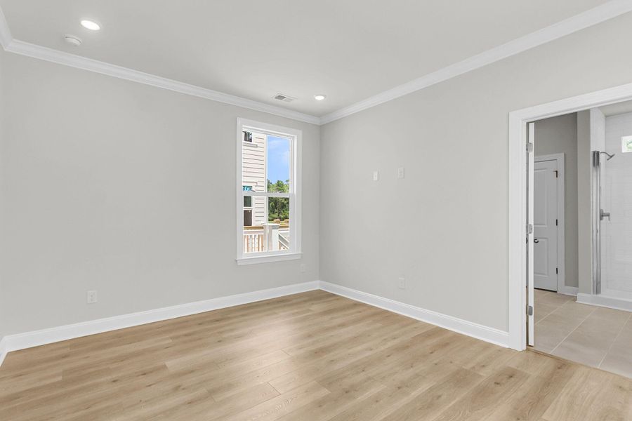 Spacious, unfurnished interior of a new home in Heron Preserve, Hanahan (Image 12). Spacious, unfurnished interior of a new home in Heron Preserve, Hanahan (Image 12).