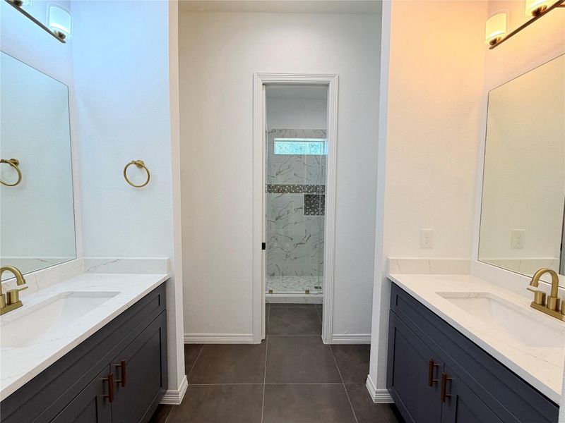 Furnished interior view inside a new home in , Dayton (Image 6).