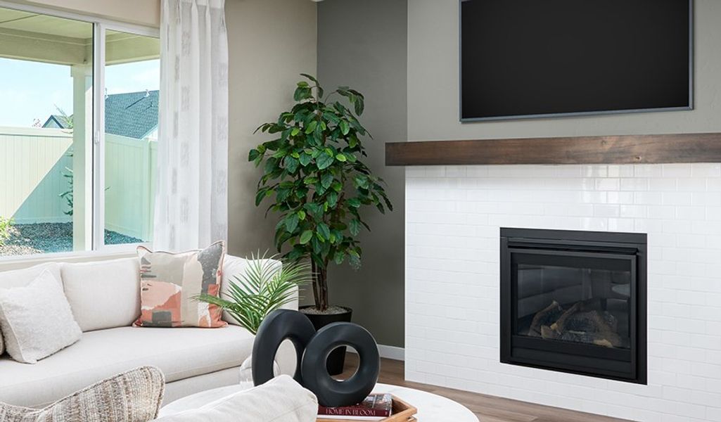 Yorktown-B725-Sellwood Family Room