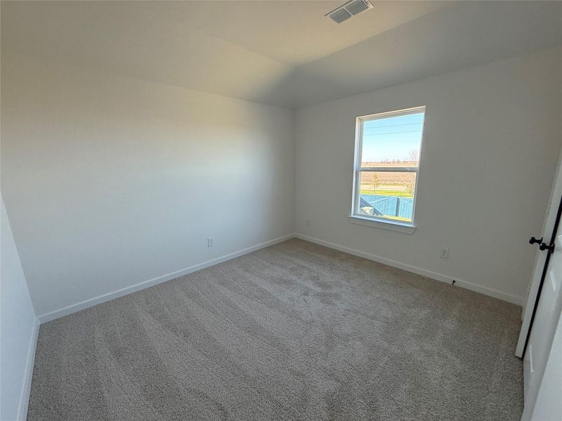 Spacious, unfurnished interior of a new home in Austin Point, Richmond (Image 13).