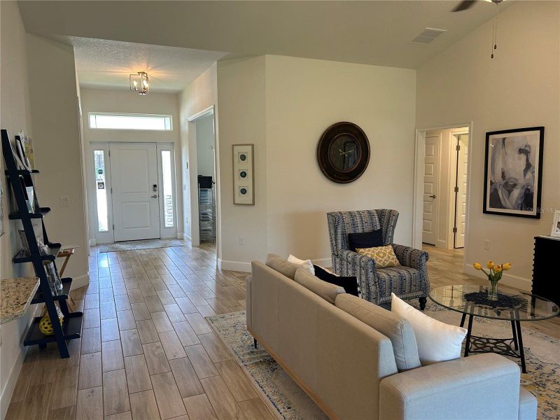 Furnished interior view inside a new home in Venice, Venice (Image 6).