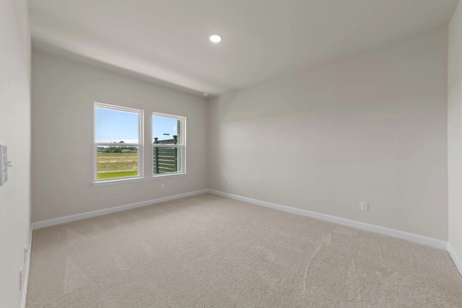 Spacious, unfurnished interior of a new home in Blue Heron Retreat, Little River (Image 14).