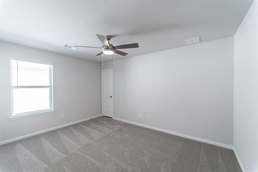 Spacious, unfurnished interior of a new home in Westridge, McKinney (Image 19). Spacious, unfurnished interior of a new home in Westridge, McKinney (Image 19).