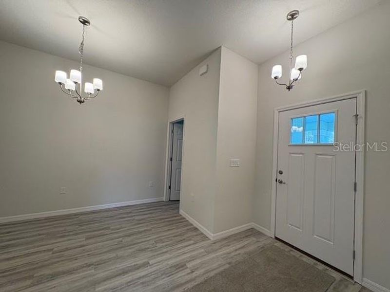 Spacious, unfurnished interior of a new home in , Ocala (Image 13).