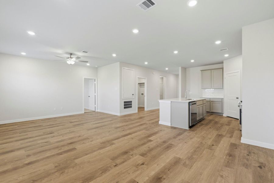 Spacious, unfurnished interior of a new home in Mirabella, Brookshire (Image 13).