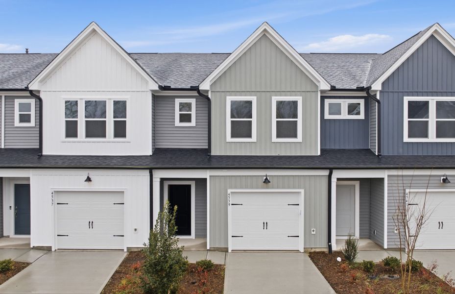 Front exterior of a new home in McConnell Ridge, McLeansville, NC, highlighting curb appeal (Image 27).
