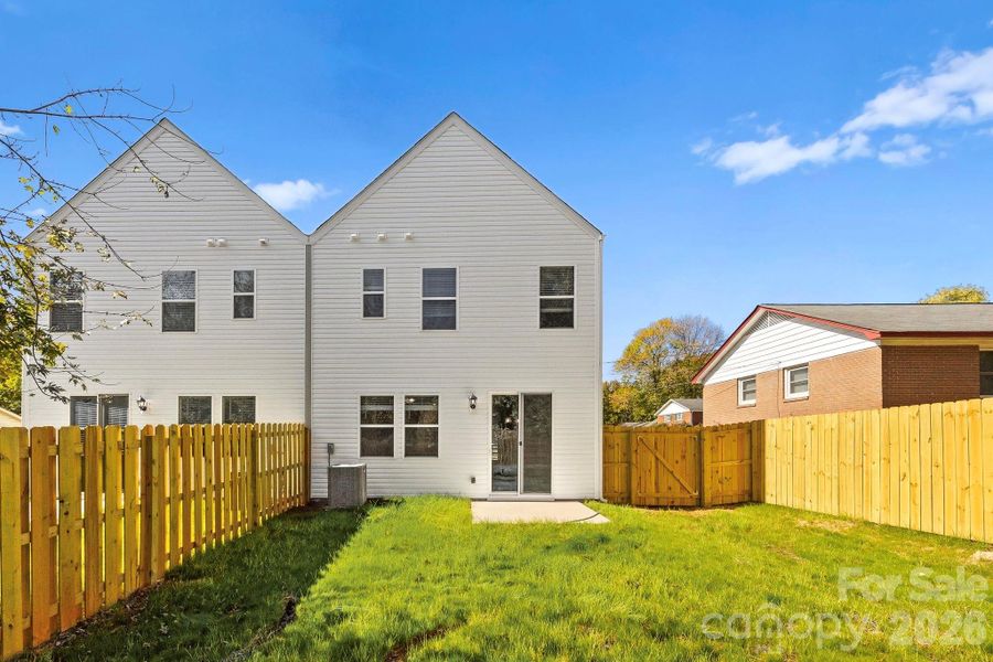 Exterior details and patio area of a home in , Charlotte (Image 4).