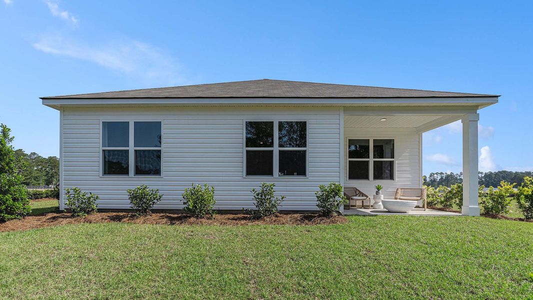 Front exterior of a new home in Kingston Bay, Conway, SC, highlighting curb appeal (Image 2).