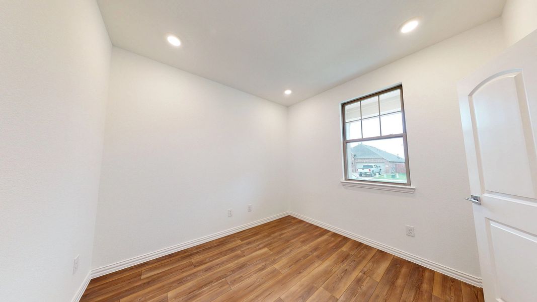 Representative unfurnished interior of a home built from the Sterling by Ashton Woods in Gateway Parks, Forney (Image 15).