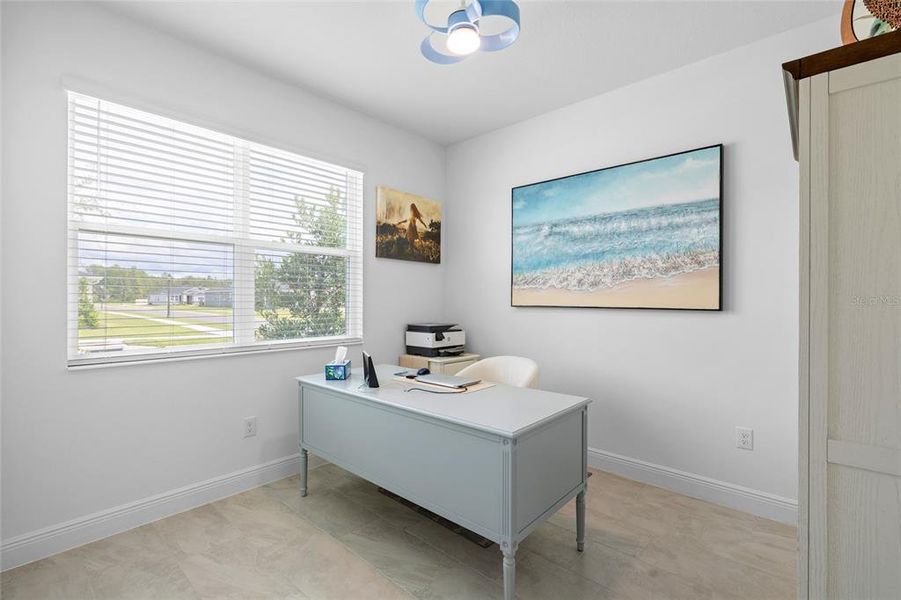 Furnished interior view inside a new home in Riverstone, Land O' Lakes (Image 30).