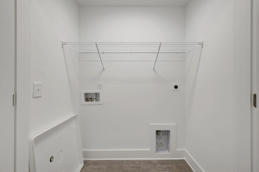 Spacious, unfurnished interior of a new home in Ashmore Townes, Garner (Image 16).