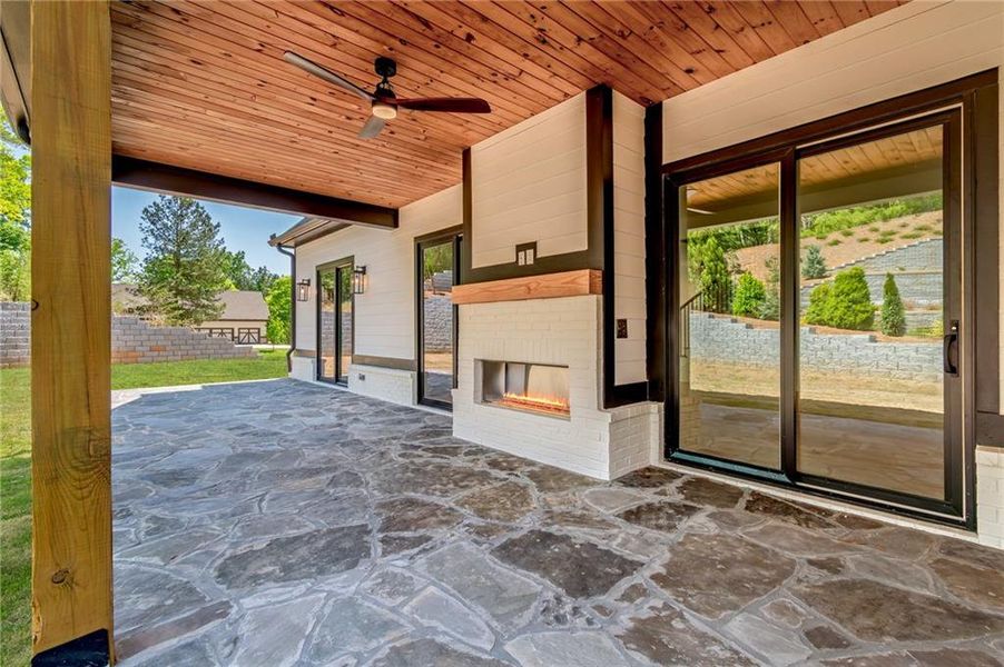 Exterior details and patio area of a home in , Gainesville (Image 31).