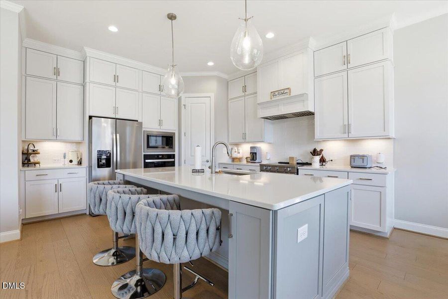 31-110 Summerlin Dr-31