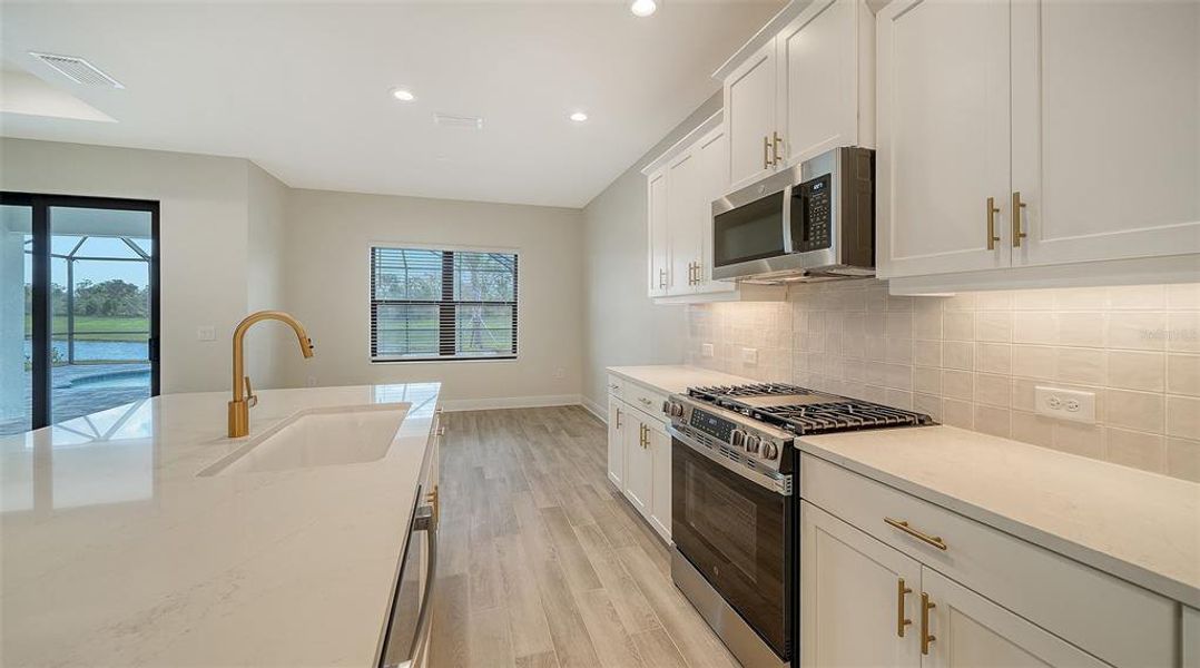 Furnished interior view inside a new home in Palm Grove, Lakewood Ranch (Image 10).