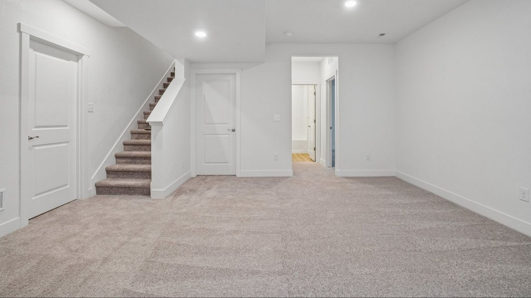 Furnished interior view inside a new home in Granary, Johnstown (Image 33).
