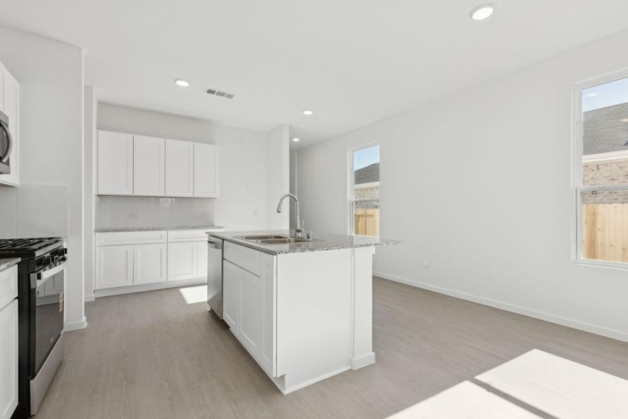 Furnished interior view inside a new home in Montgomery Bend, Montgomery (Image 5).