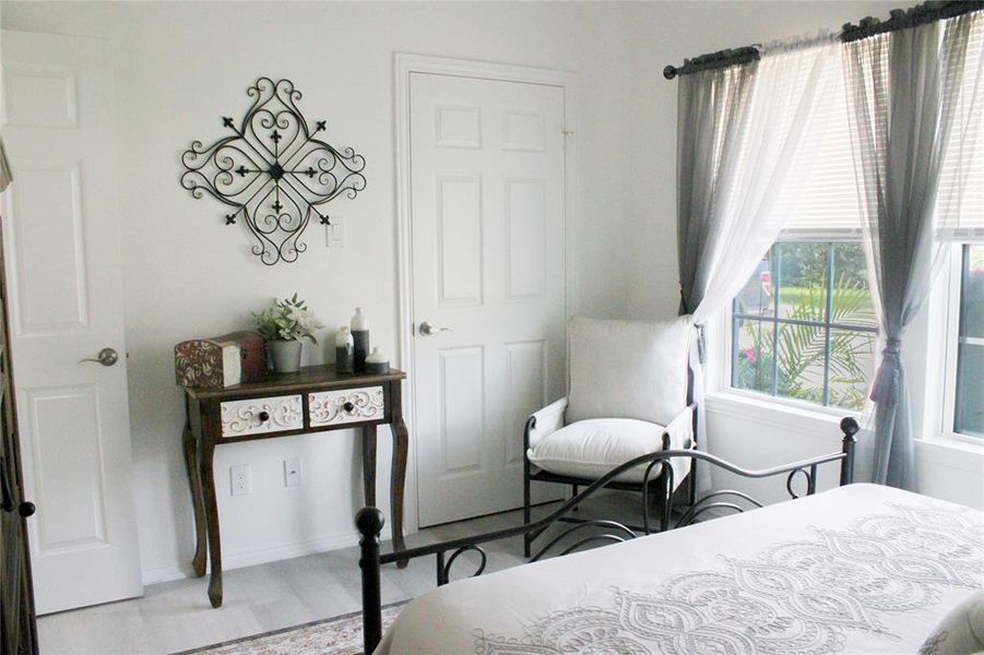 Furnished interior view inside a new home in , Granbury (Image 14).