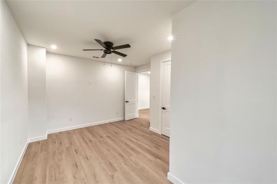 Spacious, unfurnished interior of a new home in , Dallas (Image 30).