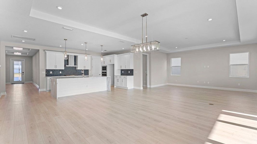 Great Room & Kitchen Great Room & Kitchen