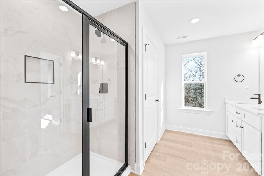 Furnished interior view inside a new home in , Kings Mountain (Image 12).