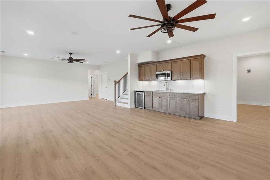 Spacious, unfurnished interior of a new home in , Ranger (Image 22).