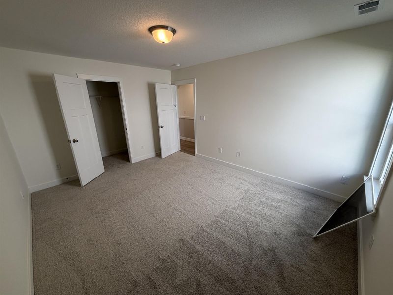 Spacious, unfurnished interior of a new home in Cleveland Meadows, Spartanburg (Image 11).