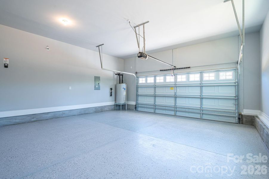 Spacious, unfurnished interior of a new home in , Maiden (Image 31).