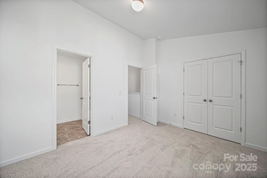 Spacious, unfurnished interior of a new home in , Winston-Salem (Image 12).