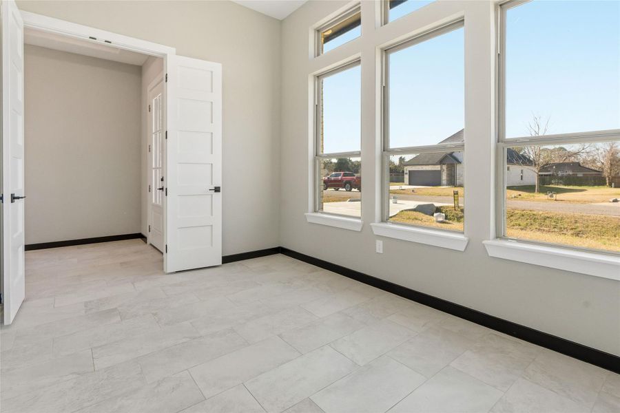 Spacious, unfurnished interior of a new home in , Sweeny (Image 20). Spacious, unfurnished interior of a new home in , Sweeny (Image 20).