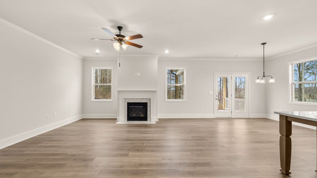 Representative unfurnished interior of a home built from the Bellview by D.R. Horton in Thalley Creek Estates, Cumming (Image 16).