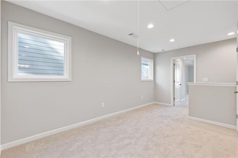 Spacious, unfurnished interior of a new home in , Dacula (Image 12).