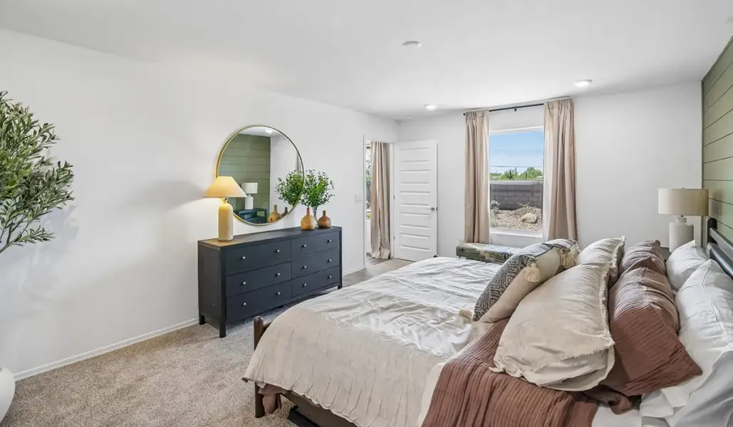 Representative furnished interior of a home built from the Bronco - T40B by D.R. Horton in Sorrel Ridge Estates, Tucson (Image 33).