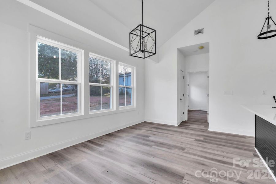 Spacious, unfurnished interior of a new home in , Greenville (Image 18).