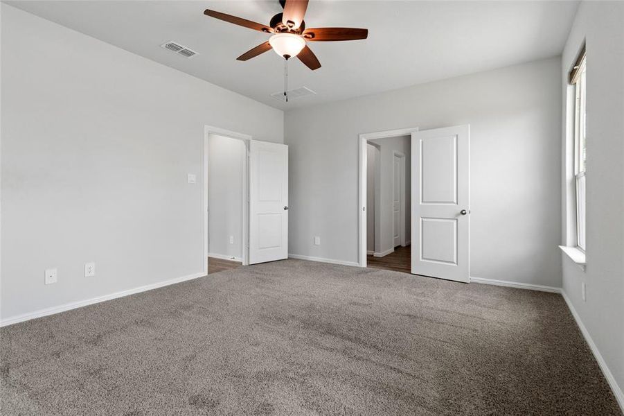 Spacious, unfurnished interior of a new home in , Fort Worth (Image 19). Spacious, unfurnished interior of a new home in , Fort Worth (Image 19).
