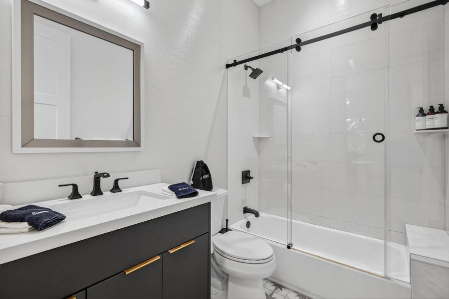 Furnished interior view inside a new home in , Oakland Park (Image 27). Furnished interior view inside a new home in , Oakland Park (Image 27).