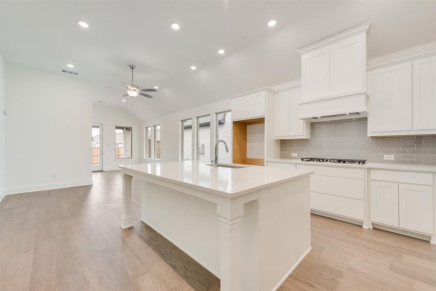 Furnished interior view inside a new home in Edgewater, Fate (Image 6).
