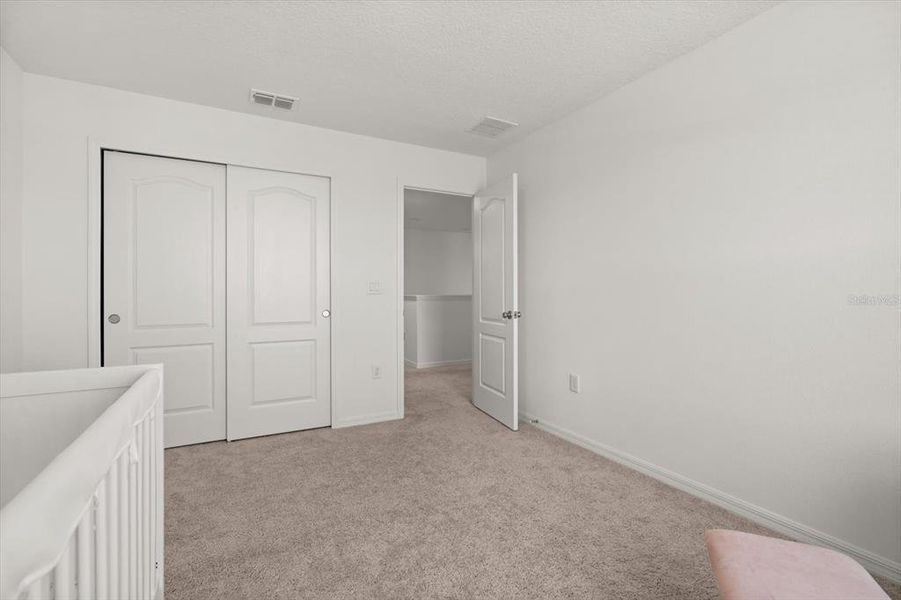 Spacious, unfurnished interior of a new home in , Davenport (Image 19).