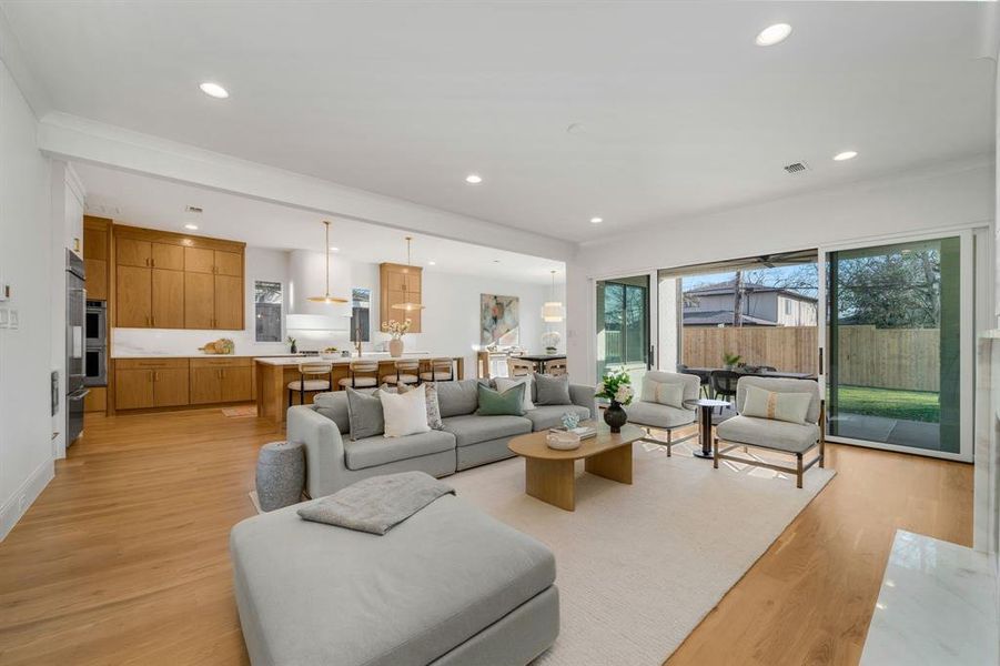 Furnished interior view inside a new home in , Dallas (Image 6). Furnished interior view inside a new home in , Dallas (Image 6).