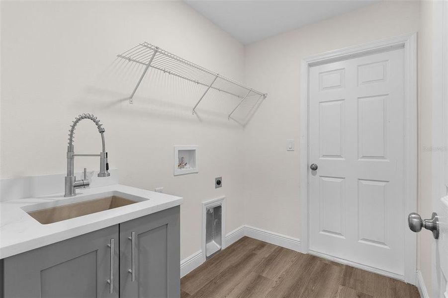 Image 33 of a home in .