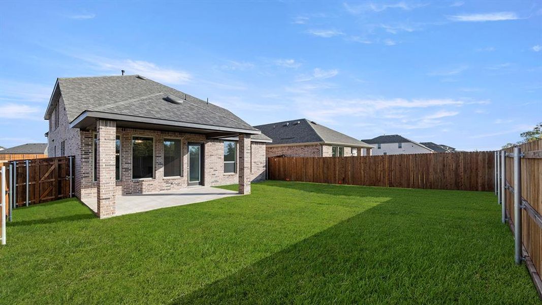 27. 437 Silent Pond - Back (2) 27. 437 Silent Pond - Back (2)