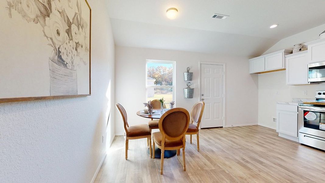 Taylor Core C180 Carson Dining 2of2 F1 5 15 25